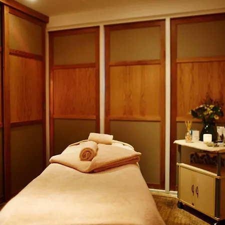 St Moritz And Cowshed Hotel